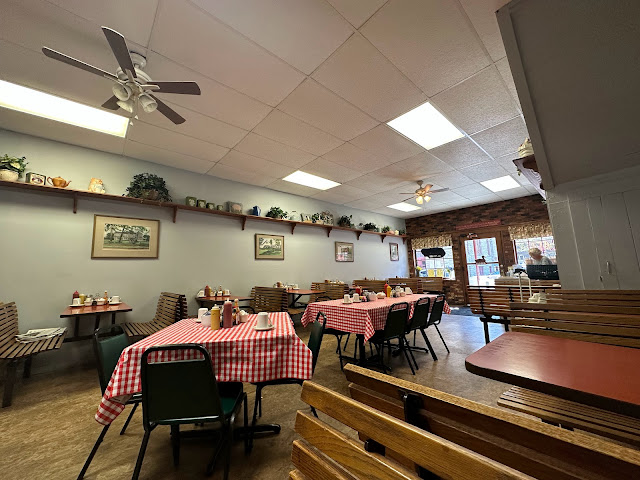 inside Main Street Cafe, Eureka Springs, Arkansas