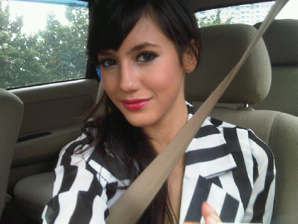 Gambar Artis Pevita Pearce