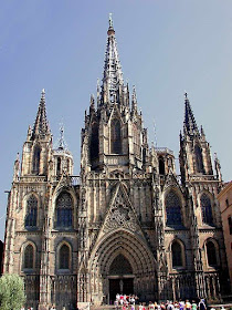 Fachada neogótica da catedral de Barcelona