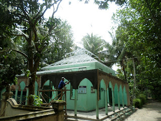 Pemasangan Rangka Atap Baja Ringan Masjid di Kulonprogo