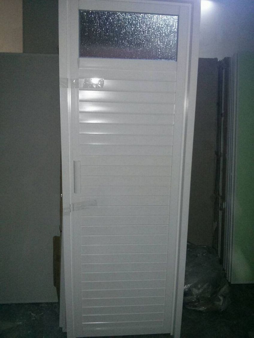 pintu aluminium wc 2