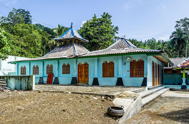 Masjid Saka Tunggal