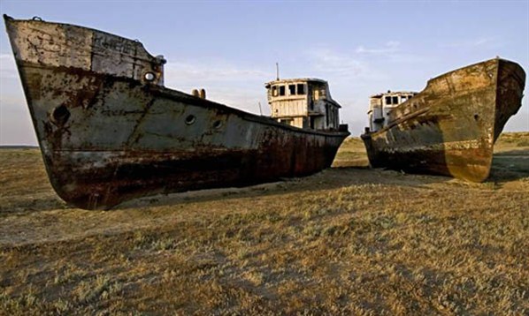 Ατελείωτος πολιτικός παραλογισμός ή ατελείωτη πολιτική απάτη