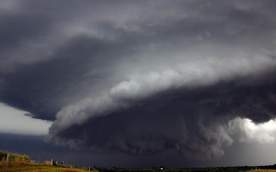 foto badai, foto tornado, gambar tornado