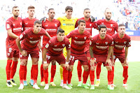 SEVILLA F. C. Temporada 2022-23. Joan Jordán, Kike Salas, Fernando, Bono, En-Nesyri, Gudelj. Erik Lamela, Marcos Acuña, Óliver Torres, Isco y José Ángel Carmona. R. C. D. ESPANYOL DE BARCELONA 2 SEVILLA F. C. 3 Sábado 10/09/2022, 16:15 horas. Campeonato de Liga de 1ª División, jornada 5. Cornellá de Llobregat, Barcelona, RCDE Stadium: 20.135 espectadores. GOLES: 0-1: 1’, Eric Lamela. 0-2: 26’, José Ángel Carmona. 0-3: 45’, José Ángel Carmona. 1-3: 49’, Joselu Mato, de penalti. 2-3: 62’, Martin Braithwaite.