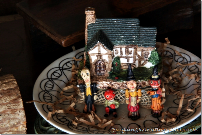 Halloween Vintage Trick-or-Treaters