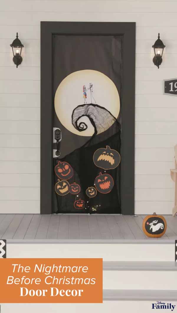 Easy and Scary Halloween Door Decor