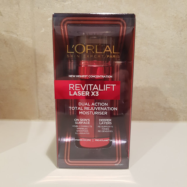 L'Oreal Revitalift Moisturiser | Almost Posh