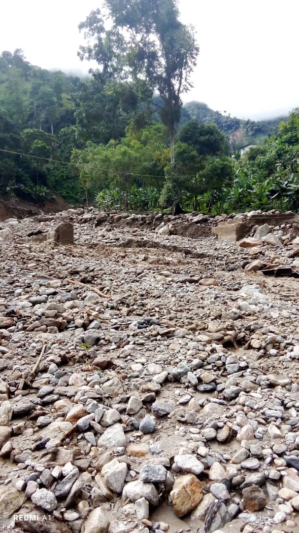 Se mantiene paso restringido en sector Río Arenoso de Tulio Febres Cordero