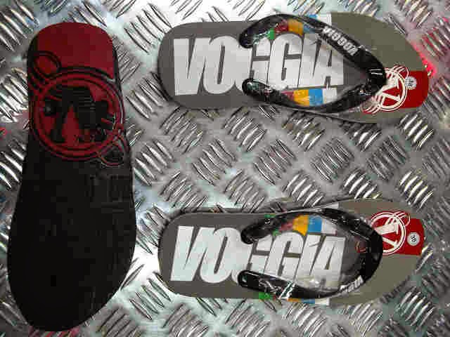 Grosir Kaos Distro bandung Sandal Distro Voggia