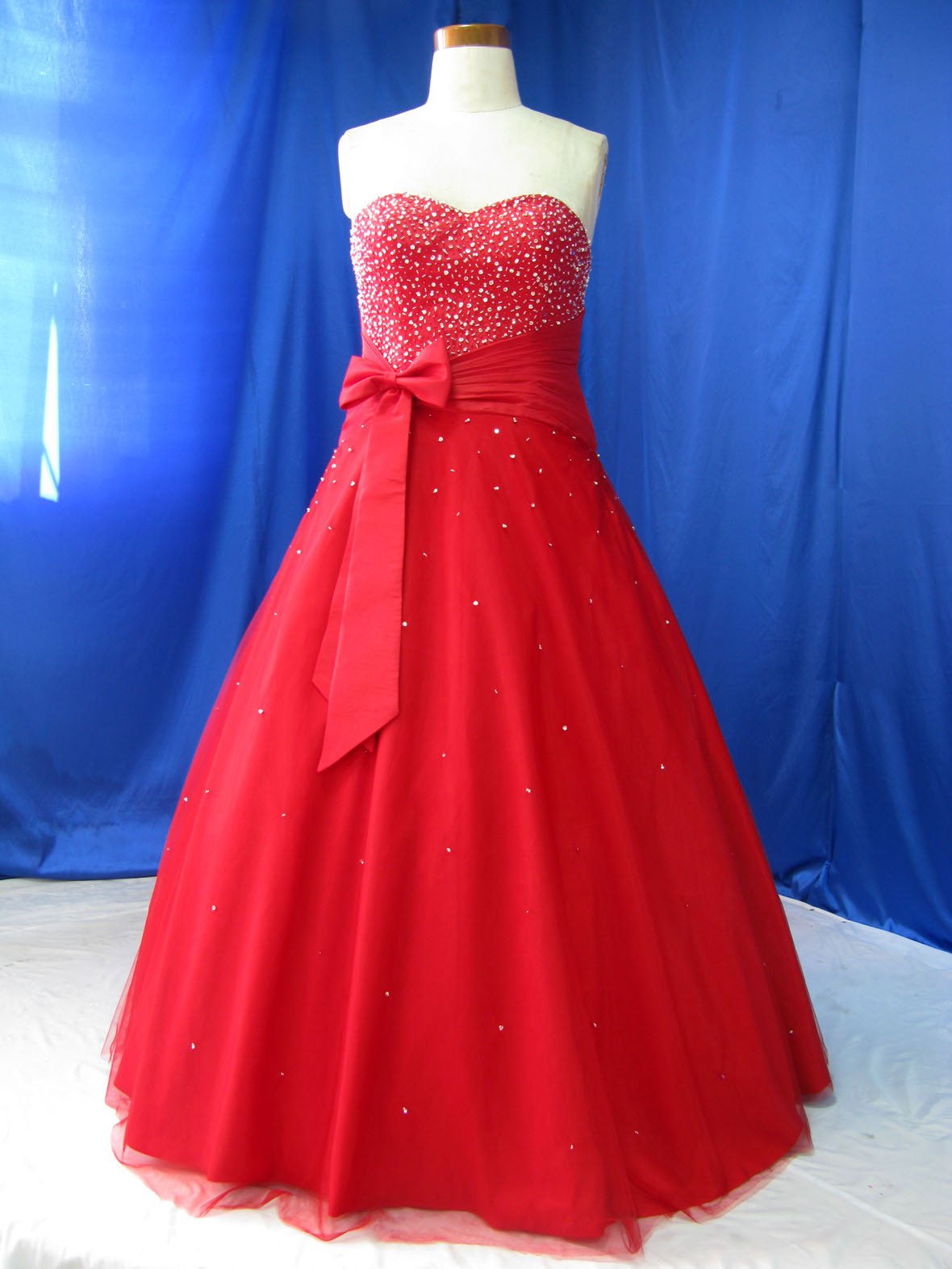 card red wedding dress