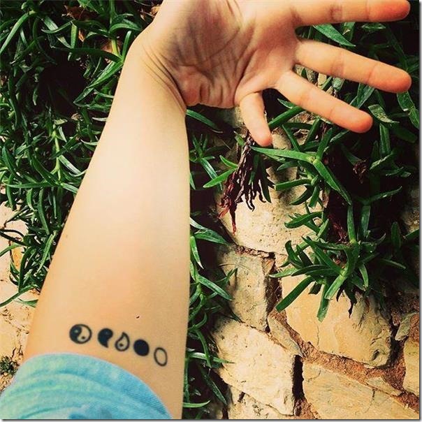 yin-y-yang-fragmentado-en-el-brazo yin-y-yang-fragmentado-en-el-brazo