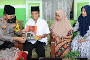 Kapolri Dan Kapolda Jatim Berikan Taliasih Kepada 7 Keluarga Korban Yang Meninggal Dalam Tragedi Stadion Kanjuruhan Malang.