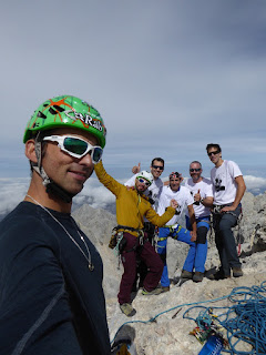 Fernando Calvo guia de alta montaña uiagm picos de europa escaladas , torrecerredo naranjo de bulnes