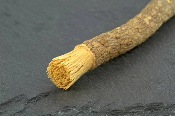 Strong and clean teeth with a toothbrush - Miswak - Health-Teachers