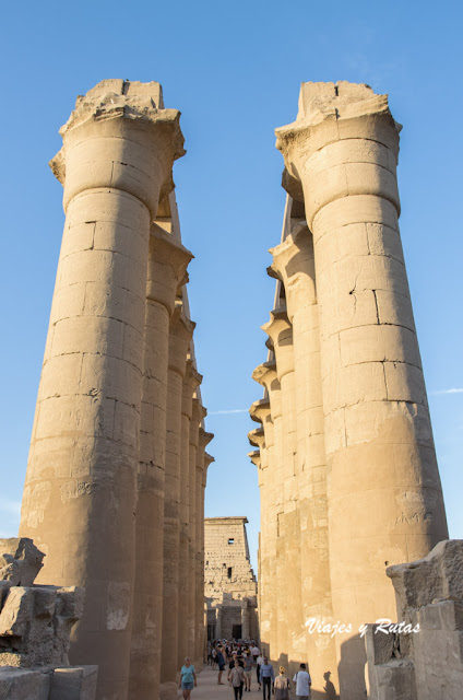 Columnata procesional de Amenhotep III, Luxor