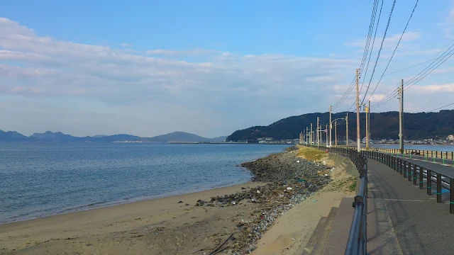 海の中道から志賀島までの海岸線