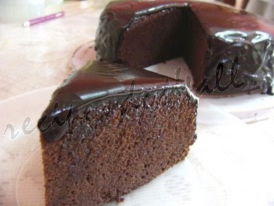 ANEKA RESEPI DARI INTERNET: Resepi: Kek Coklat Moist