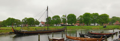 Puerto de Roskilde, réplicas de los barcos vikingos.