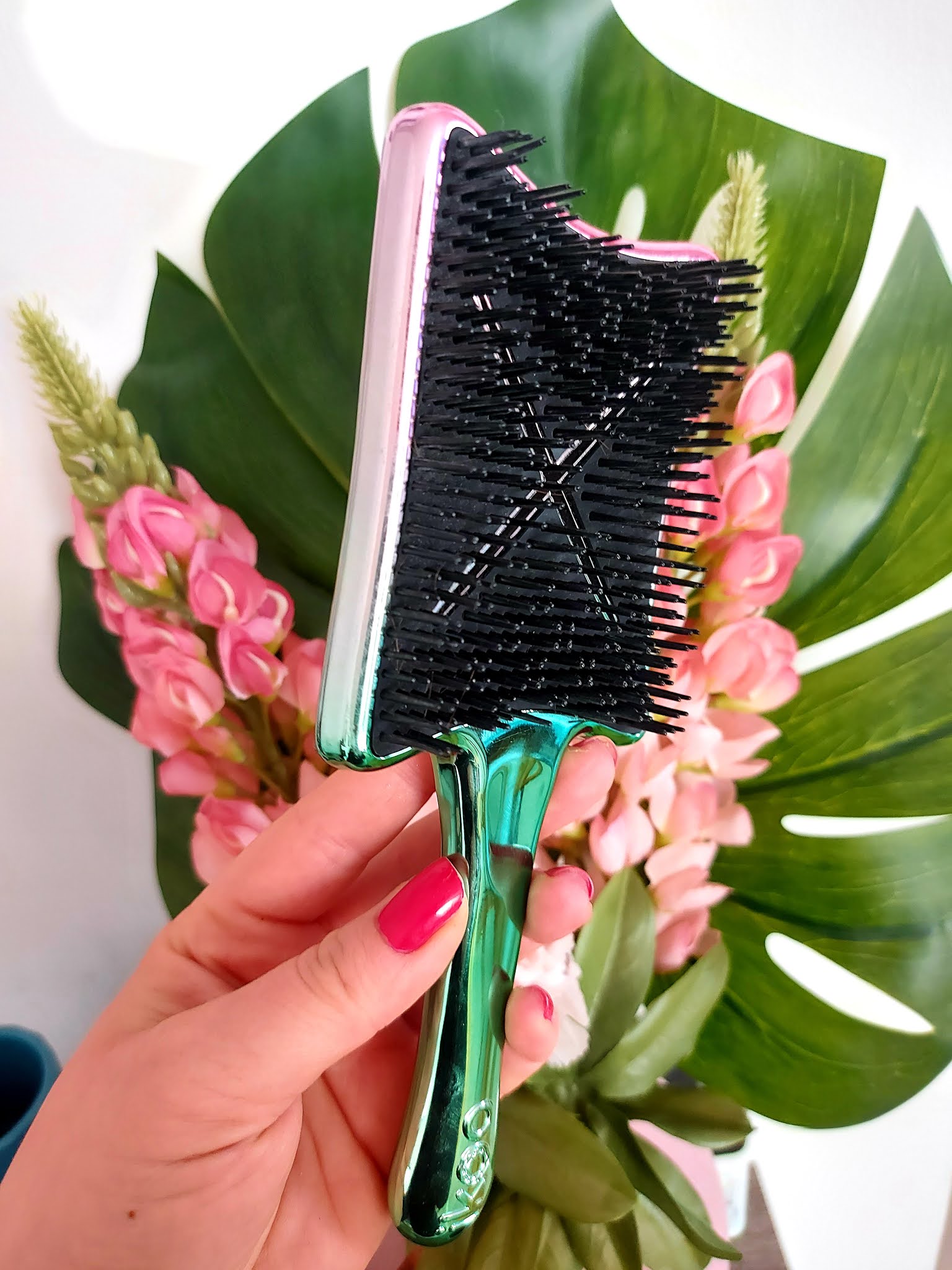 IKOO Paddle brush - innowacyjna szczotka do układania i suszenia włosów Aneta Lason Beauty Talks