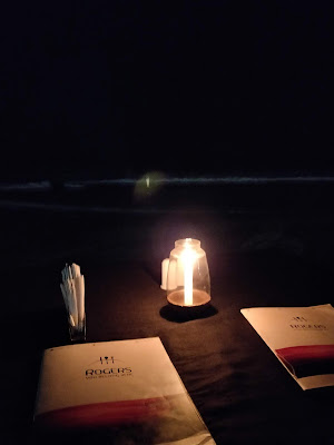 Fancy sitting by the beach and having a lovely romantic dinner with your wife or girlfriend? Jump to some of the quiet beach restaurants such as Rogers beach shack Benaulim, Margao, Goa for a classic memorable evening with live music and night lanterns 