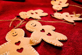 Gingerbread man garland