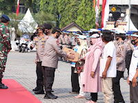 Jelang HUT Bhayangkara, Kapolri Lepas 60 Ribu Paket Sembako Untuk Masyarakat Tak Mampu