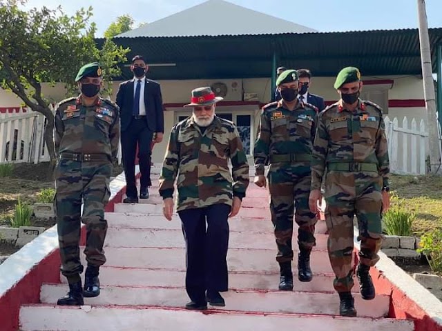 जम्मू-कश्मीर के नौशेरा में अपने प्रधानमंत्री नरेंद्र मोदी बहादुर सैनिकों के साथ दिवाली मनाएंगे। 