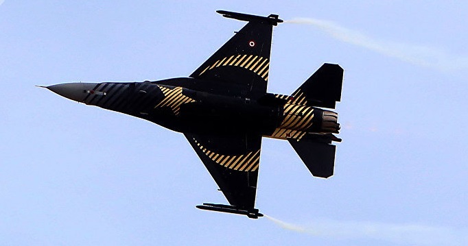 Υπερπτήση τουρκικών F-16 πάνω από Οινούσσες και Παναγιά