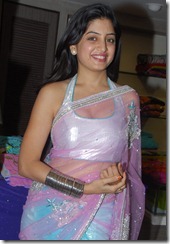 Poonam Kaur (27)