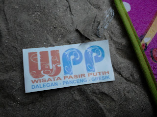 Stiker Rekreasi Ke Wisata Pasir Putih Dalegan