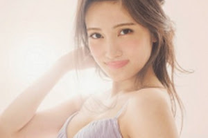 AKB48 Iriyama Anna memulai debutnya di katalog Lingerie PEACH JOHN 