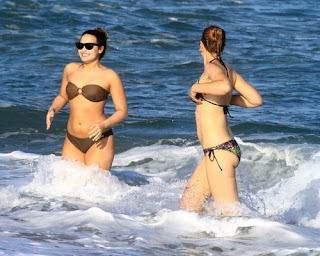 Model, Demi Lovato, overseas tour, Rio de Janeiro, Rio de Janeiro luxury hotels, Rio de Janeiro luxury tour, Vacation in Rio de Janeiro, Rio de Janeiro Vip tour beach, Rio de Janeiro travel trip review