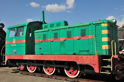 rails locomotive