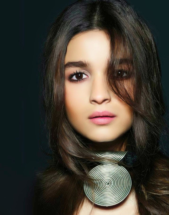 Alia Bhatt - Hot Photoshoot for L'OFFICIEL India Magazine May 2014