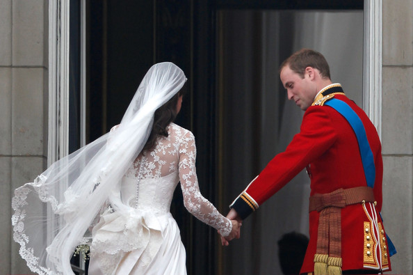  the Victorian corset feeling In addition to her veil Kate's bridal 