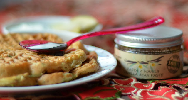 jabłkowe gofry z quinoa