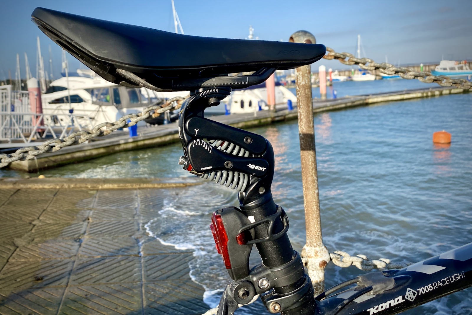 KINEKT 2.1 Suspension Seatpost Review