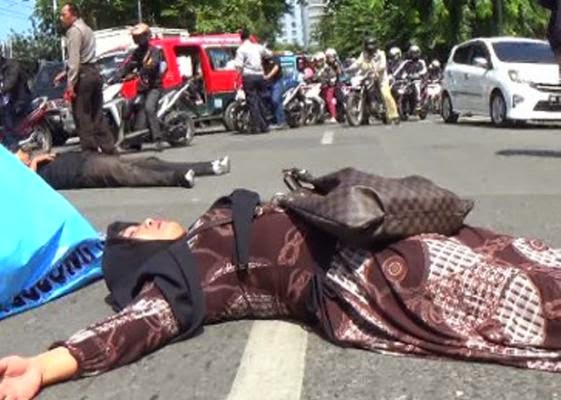 Tidur di Jalan, Honorer Pemko Medan Demo Minta di Angkat Jadi PNS