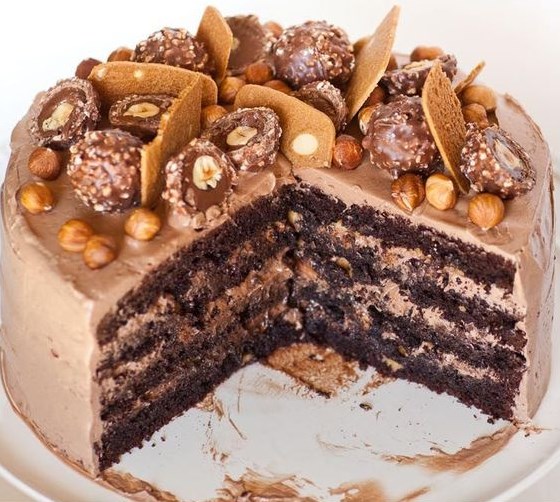 FERRERO ROCHER CAKE #Cake #Dessert