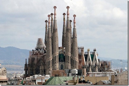 Sagrada_Familia_01