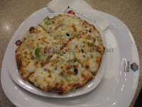 Chilli Chicken Pizza from Say Cheese of Mani Square Food Court