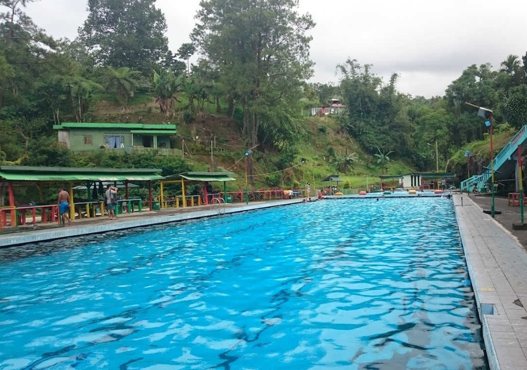 kolam renang indraloka kinilow swimming pool tomohon