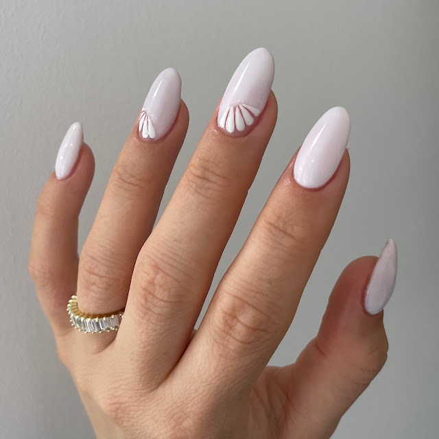 Elegant Lace Wedding Nails