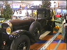 2000.02.19-006 Peugeot coupé chauffeur type 174 1923