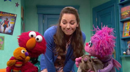 Sesame Street Episode 4601 Bedtime Story. Elmo and Abby Cadabby are prepared for sleep by Nina.
