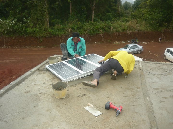 evgreenbirdnest: Proses Pembinaan Rumah Burung Walit Solar ...
