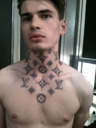Models were accessorise with him LV tattoo for the show Love it or hate it