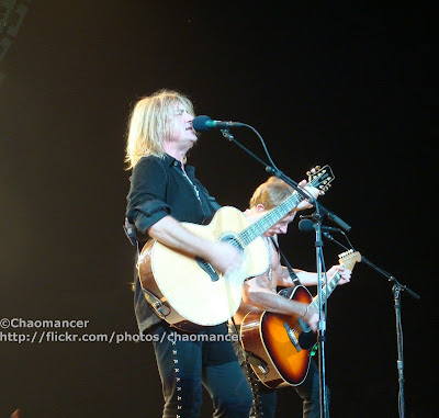 Joe Elliott and Phil Collen - Def Leppard - 2008