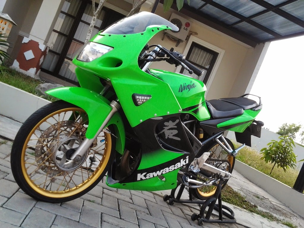 Gambar Modifikasi Kawasaki Ninja Velg Jari Jari Ring 17